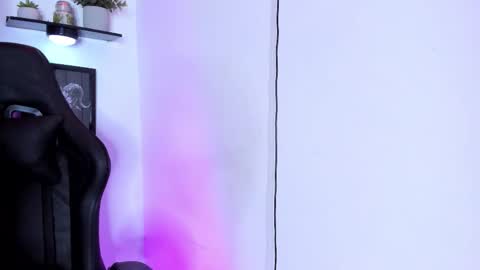 Dako online show from 11/20/25, 02:34