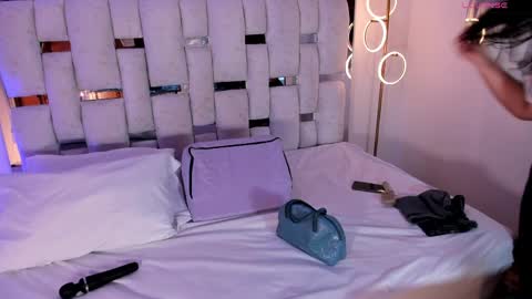 dakota_jhons1 online show from 04/01/26, 07:00