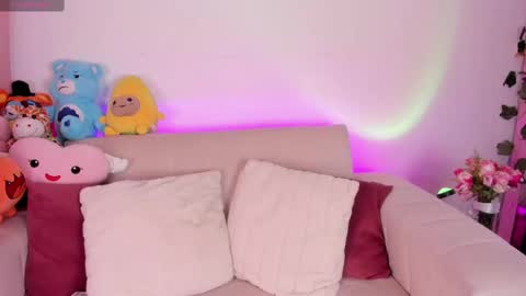 Snapshot of dakota_lovee chatting on 03/04/25, 05:11 Dakota Follow my IG dakkilove online show from 03/04/25, 05:11