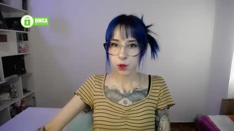 Maca online show from 04/24/26, 02:30