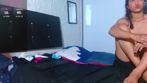 Snapshot of dakota_sweetx chatting on 12/04/24, 06:22 Dakota And Bellamy online show from 12/04/24, 06:22