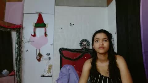 Snapshot of dakota_sweetx chatting on 12/16/24, 07:00 Dakota And Bellamy online show from 12/16/24, 07:00