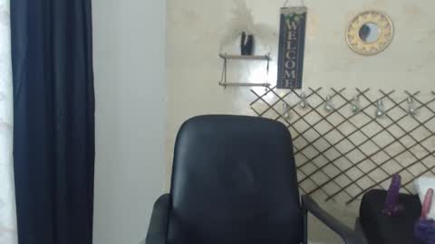 Snapshot of dakota_sweetx chatting on 09/22/25, 02:24 Dakota And Bellamy online show from 09/22/25, 02:24