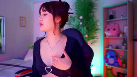 Snapshot of dakotaa_01 chatting on 12/02/25, 03:18 dakotaa online show from 12/02/25, 03:18