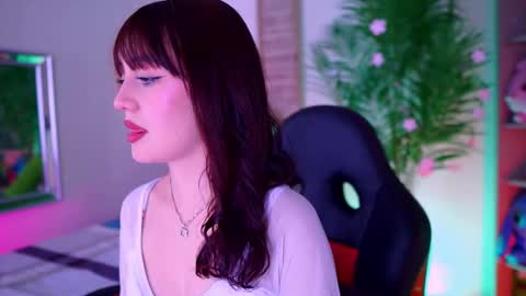 Snapshot of dakotaa_01 chatting on 12/03/25, 04:38 dakotaa online show from 12/03/25, 04:38