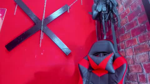 Mariana online show from 03/22/26, 05:00