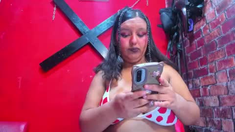 Mariana online show from 04/16/26, 03:51