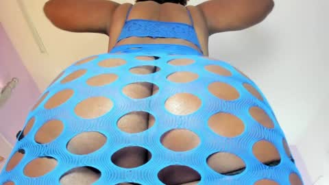 Snapshot of dakotasexshow2 chatting on 01/07/25, 10:41 Dakota Sex Show  online show from 01/07/25, 10:41