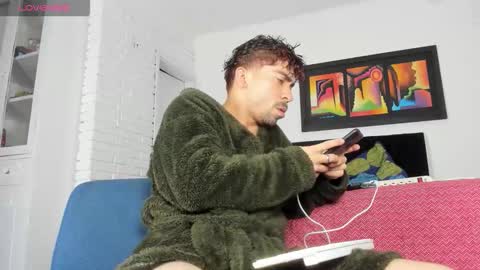     online show from 10/05/25, 10:07