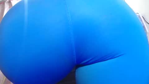 Snapshot of daleska_delicious1 chatting on 02/07/25, 02:50 daleska_delicious1 online show from 02/07/25, 02:50