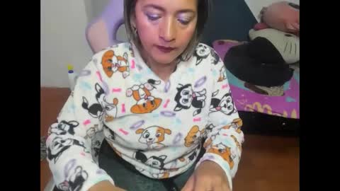 Snapshot of daleska_delicious1 chatting on 10/24/25, 12:52 daleska_delicious1 online show from 10/24/25, 12:52