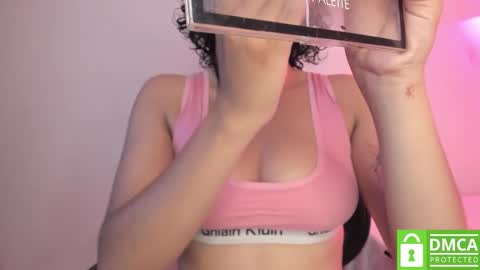 Snapshot of dalhila chatting on 11/15/25, 12:19 D A L H I L A online show from 11/15/25, 12:19