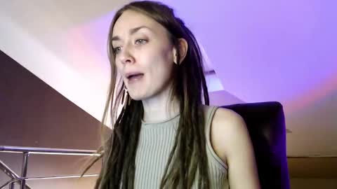 Snapshot of dalia_peach chatting on 12/02/24, 10:07 Dalia online show from 12/02/24, 10:07