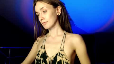 Snapshot of dalia_peach chatting on 12/03/24, 06:17 Dalia online show from 12/03/24, 06:17