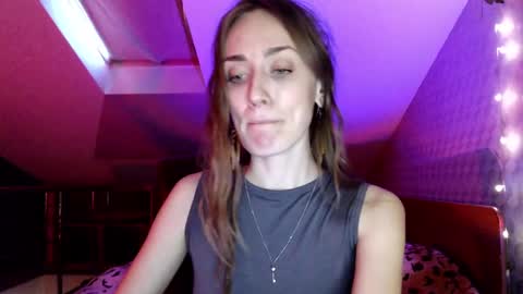 Snapshot of dalia_peach chatting on 12/30/24, 01:25 Dalia online show from 12/30/24, 01:25