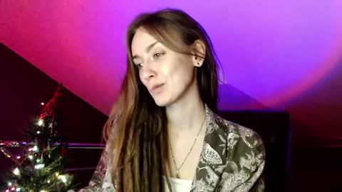 Snapshot of dalia_peach chatting on 01/03/25, 01:25 Dalia online show from 01/03/25, 01:25
