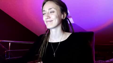 Snapshot of dalia_peach chatting on 01/17/25, 10:11 Dalia online show from 01/17/25, 10:11