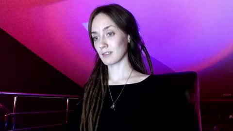 Snapshot of dalia_peach chatting on 01/17/25, 01:13 Dalia online show from 01/17/25, 01:13