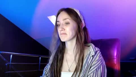 Snapshot of dalia_peach chatting on 01/18/25, 10:28 Dalia online show from 01/18/25, 10:28