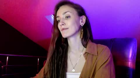 Snapshot of dalia_peach chatting on 01/24/25, 01:14 Dalia online show from 01/24/25, 01:14