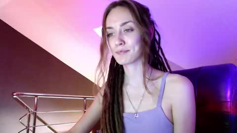 Snapshot of dalia_peach chatting on 01/26/25, 10:12 Dalia online show from 01/26/25, 10:12