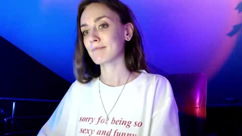 Snapshot of dalia_peach chatting on 01/31/25, 03:22 Dalia online show from 01/31/25, 03:22