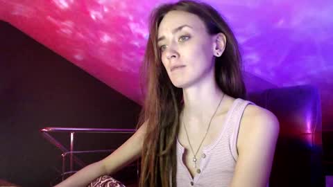 Snapshot of dalia_peach chatting on 02/08/25, 01:54 Dalia online show from 02/08/25, 01:54