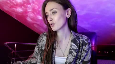 Snapshot of dalia_peach chatting on 02/14/25, 01:29 Dalia online show from 02/14/25, 01:29