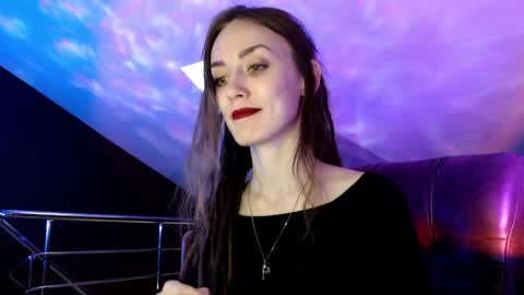 Snapshot of dalia_peach chatting on 02/19/25, 10:23 Dalia online show from 02/19/25, 10:23