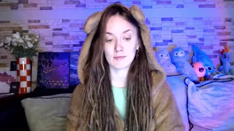 Snapshot of dalia_peach chatting on 10/01/25, 09:37 Dalia online show from 10/01/25, 09:37