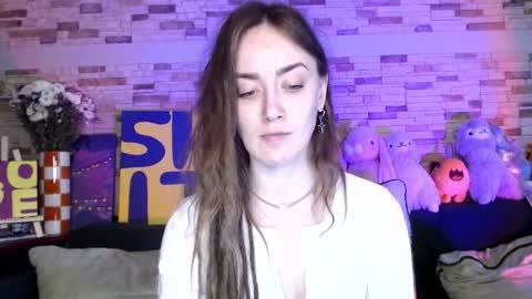 Snapshot of dalia_peach chatting on 10/23/25, 09:41 Dalia online show from 10/23/25, 09:41