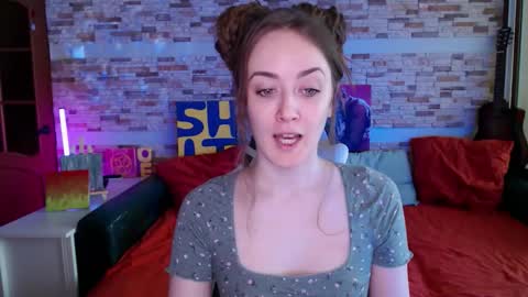 Dalia  online show from 03/18/26, 10:18