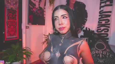 dalia_vorhees online show from 04/14/26, 01:22