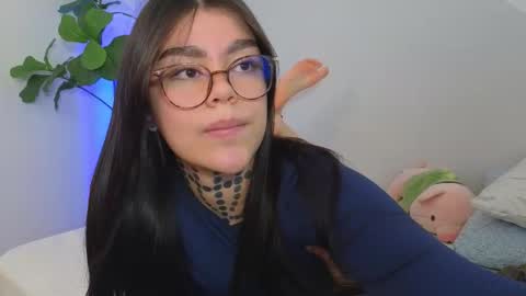 Snapshot of daliapunkt chatting on 12/13/25, 09:31 Dalia online show from 12/13/25, 09:31