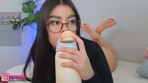 Snapshot of daliapunkt chatting on 12/14/25, 03:17 Dalia online show from 12/14/25, 03:17