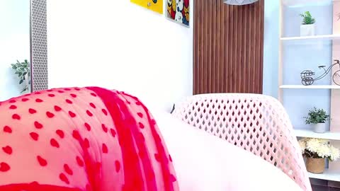 Snapshot of dalila_sky chatting on 01/16/25, 12:12 Dalila online show from 01/16/25, 12:12