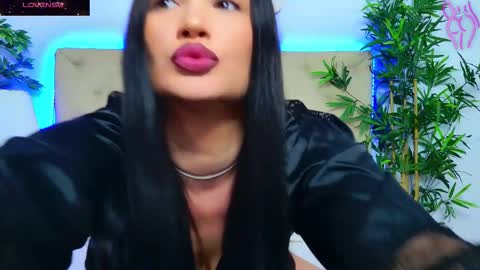 daliyaa_ online show from 12/05/25, 02:03