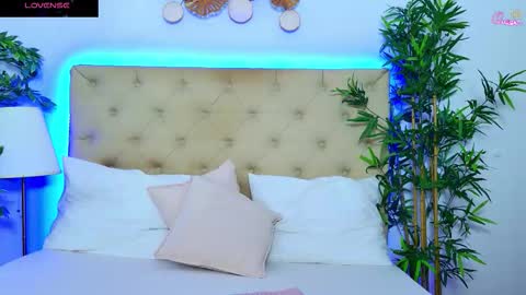 daliyaa_ online show from 02/10/26, 01:04