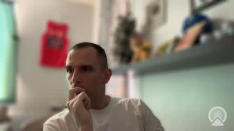 Snapshot of dallas2318 chatting on 12/16/25, 04:45 dallas2318 online show from 12/16/25, 04:45