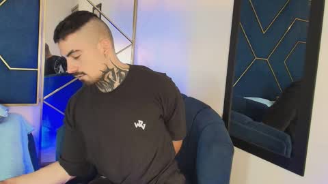 Dallas whitee online show from 02/25/26, 07:34