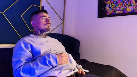 Dallas whitee online show from 03/23/26, 12:42