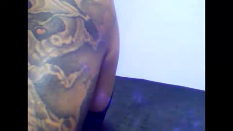 Snapshot of dallaslove23 chatting on 10/03/25, 09:39 dallaslove23 online show from 10/03/25, 09:39