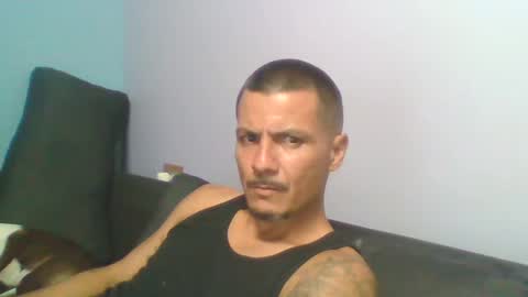 Snapshot of dallaslove23 chatting on 10/04/25, 06:44 dallaslove23 online show from 10/04/25, 06:44