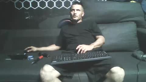 Snapshot of dallaslove23 chatting on 11/02/25, 06:43 dallaslove23 online show from 11/02/25, 06:43