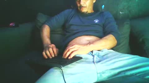 Snapshot of dallaslove23 chatting on 11/14/25, 09:19 dallaslove23 online show from 11/14/25, 09:19