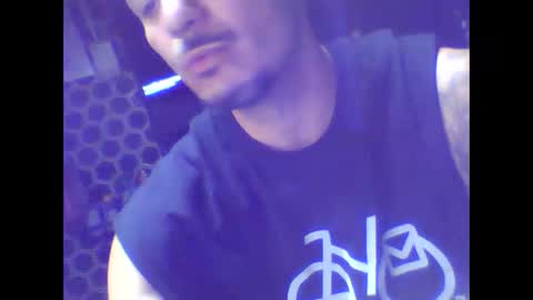 Snapshot of dallaslove23 chatting on 12/01/25, 01:16 dallaslove23 online show from 12/01/25, 01:16