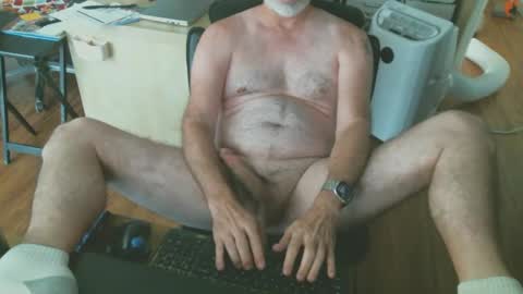 Snapshot of dallassatori chatting on 09/10/25, 10:32 dallassatori online show from 09/10/25, 10:32