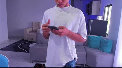 damar_felipe online show from 02/16/25, 03:38