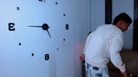 damar_felipe online show from 10/28/25, 03:32