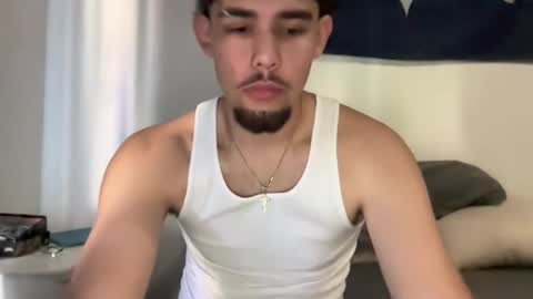 damiam xj online show from 10/31/25, 04:41